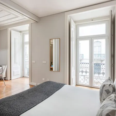 Trendy Flat In The Iconic Chiado Apartment