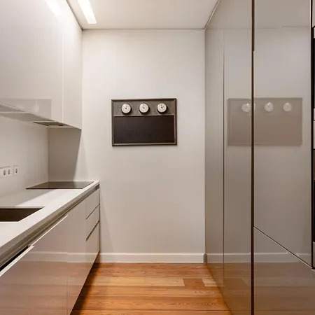 Trendy Chiado Flat