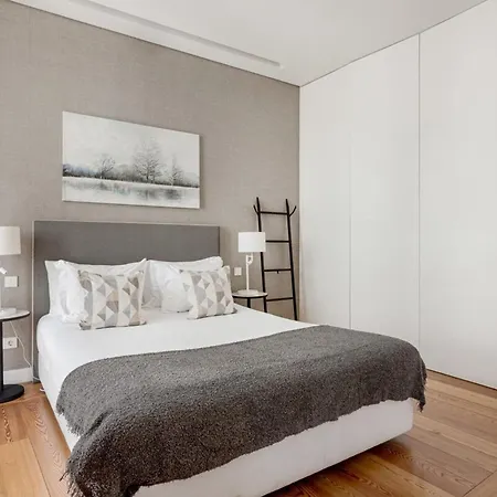 Trendy Flat In The Iconic Chiado Lejlighed *