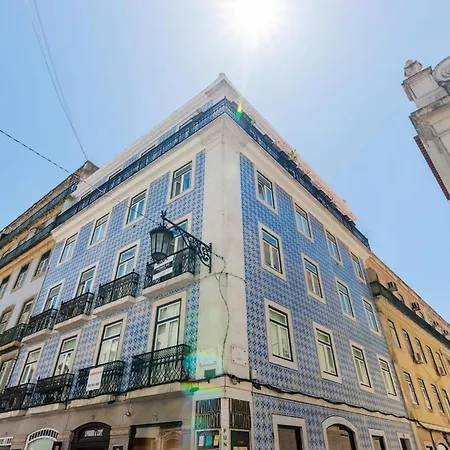 Trendy Flat In The Iconic Chiado Lejlighed *