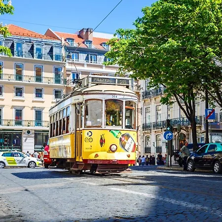 Trendy Flat In The Iconic Chiado Lejlighed *